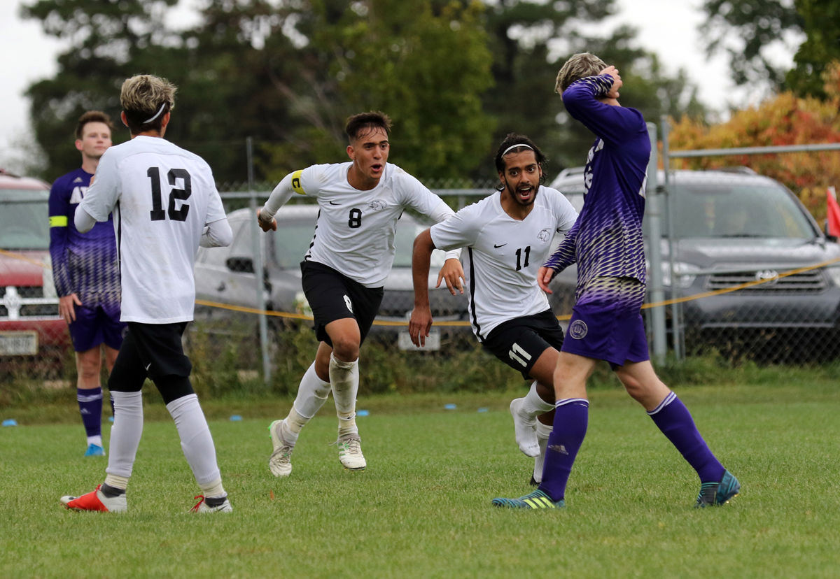 YC Mens Soccer vs Avila (67).JPG